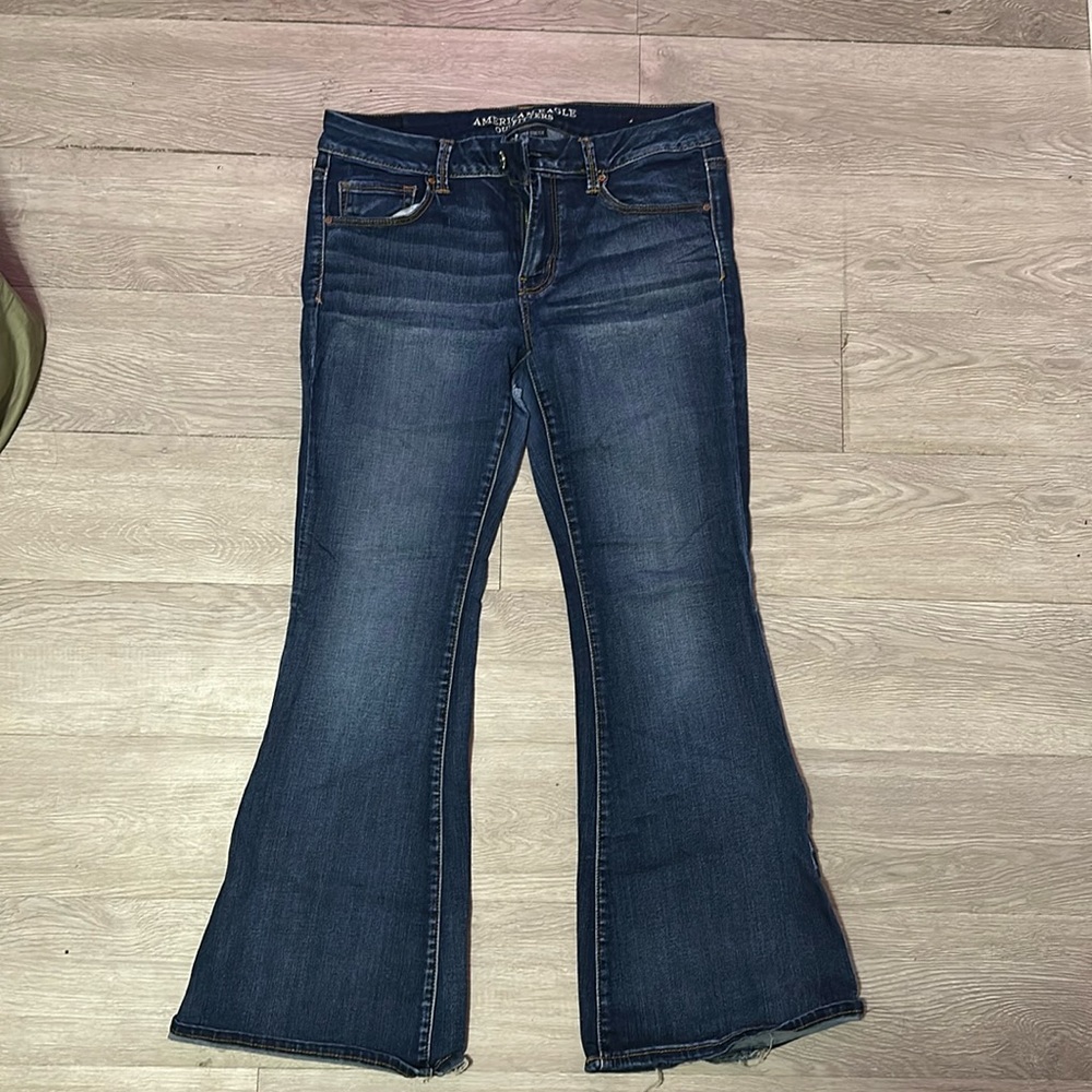 COPY - boho artist American eagle women’s jeans